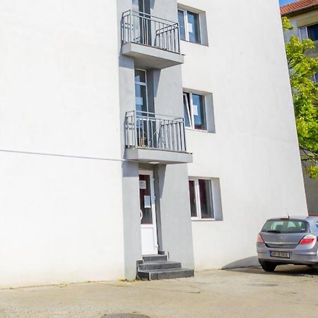 Apartament Cu O Camera Αράντ Εξωτερικό φωτογραφία